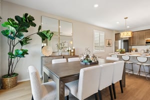 17th St E-S0212-009.jpg