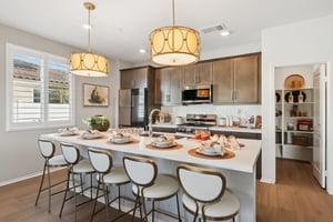 17th St E-S0212-012.jpg