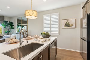 17th St E-S0212-013.jpg