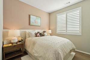 17th St E-S0212-025.jpg