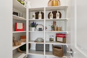 17th St E-S0212-027.jpg