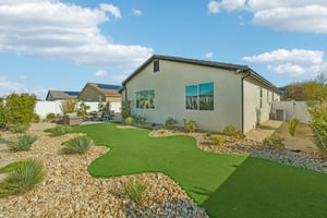 17th St E-S0212-034.jpg