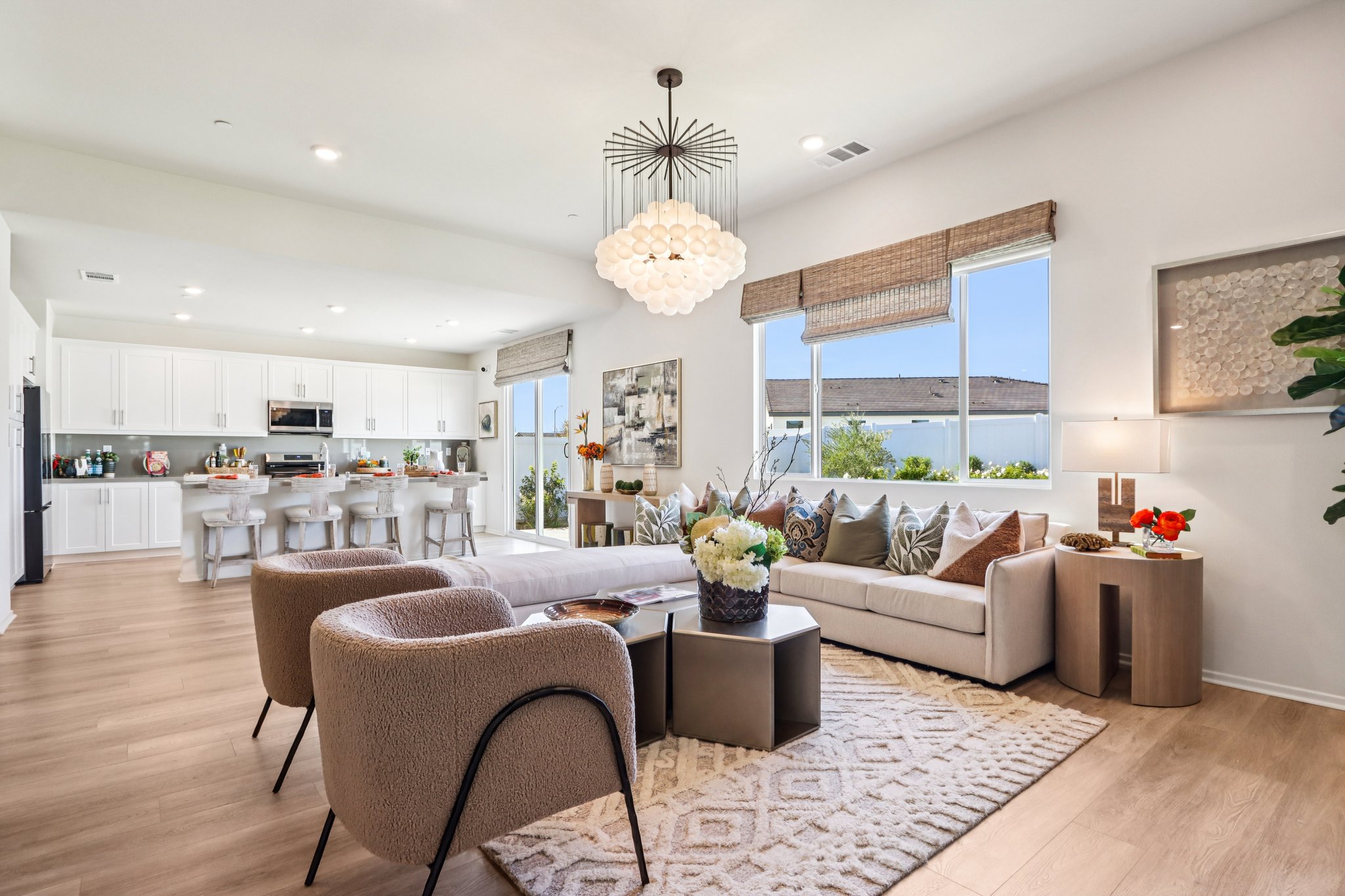 17th St E-S0212-006.jpg