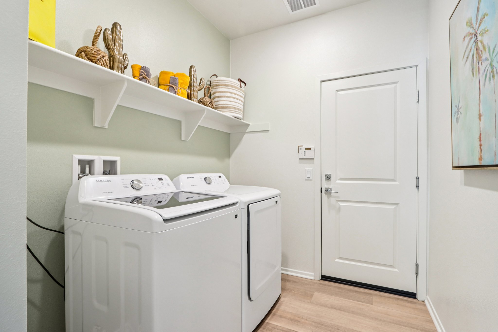 17th St E-S0212-016.jpg