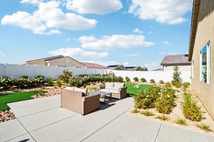 17th St E-S0212-021.jpg