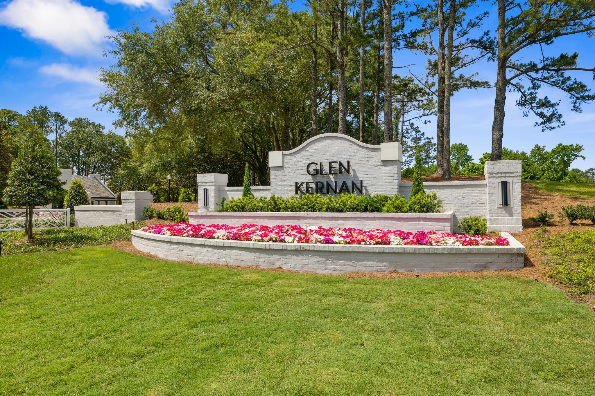 GLEN KERNAN GOLF & COUNTRY CLUB