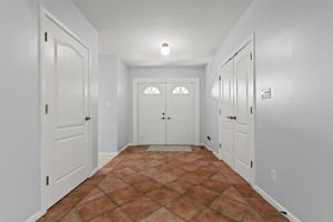  Photo 0