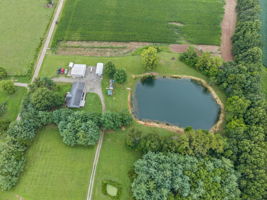  Photo 48