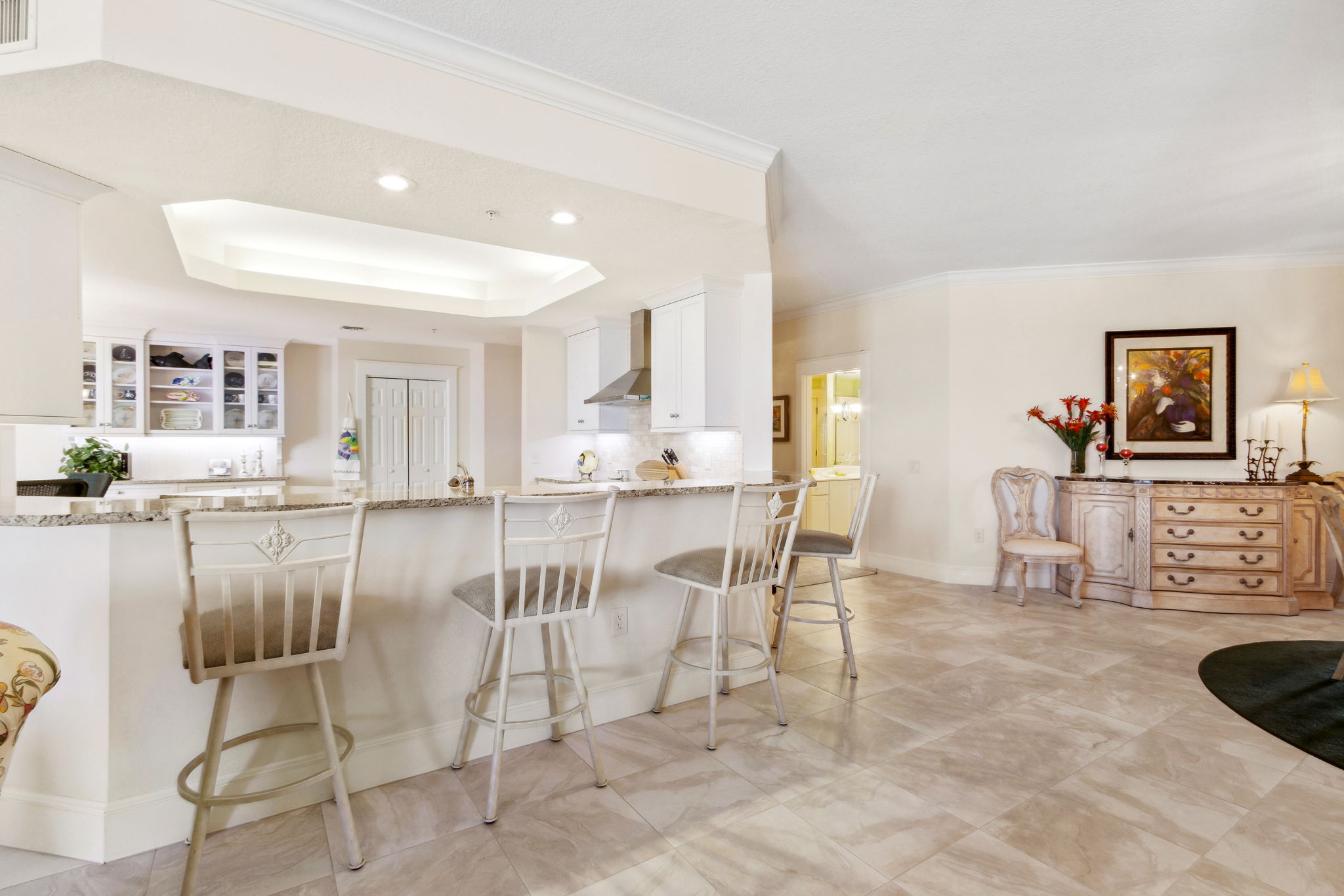 Kitchen/Breakfast Bar