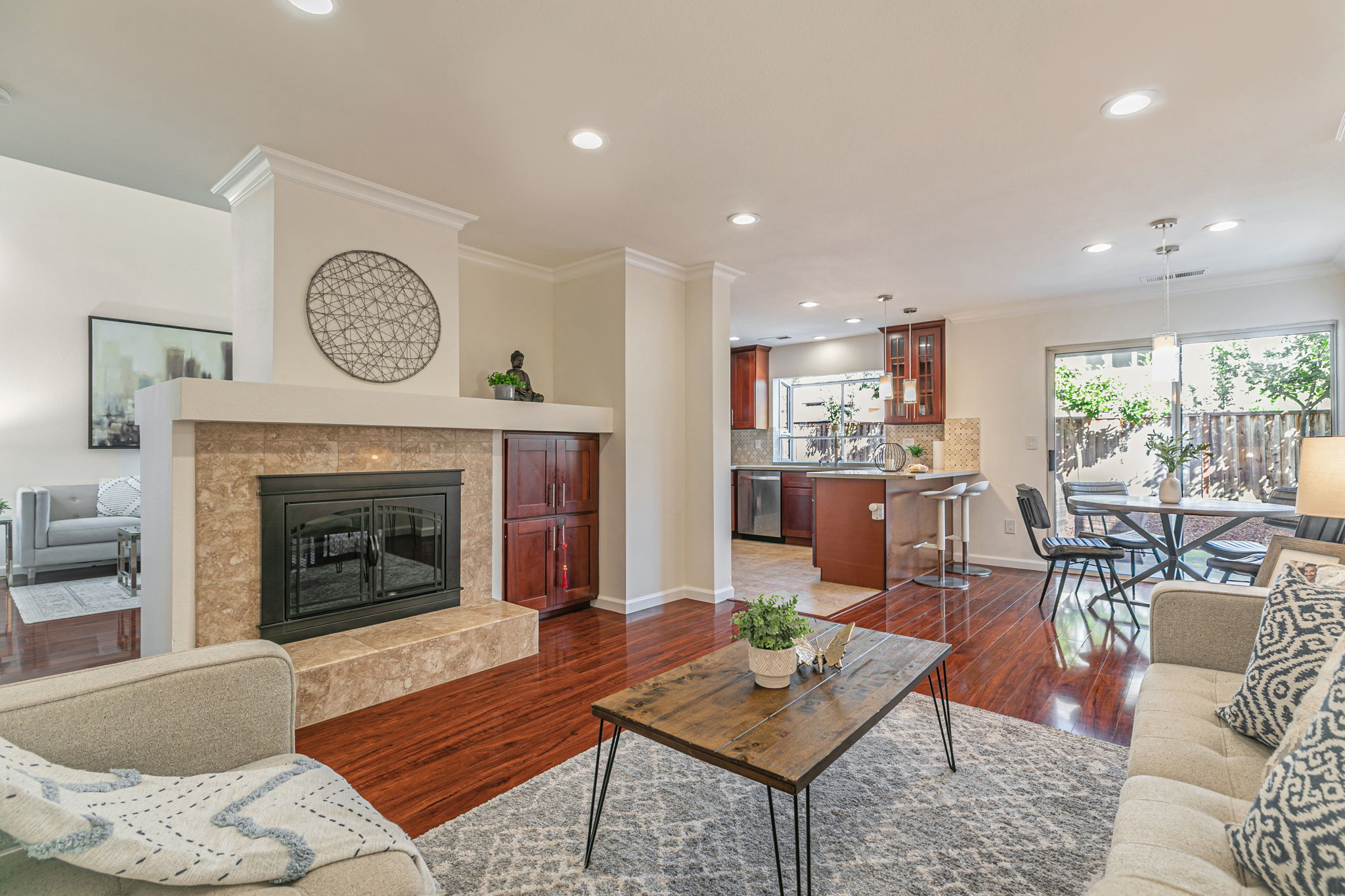 012_ 457 Calistoga Cir