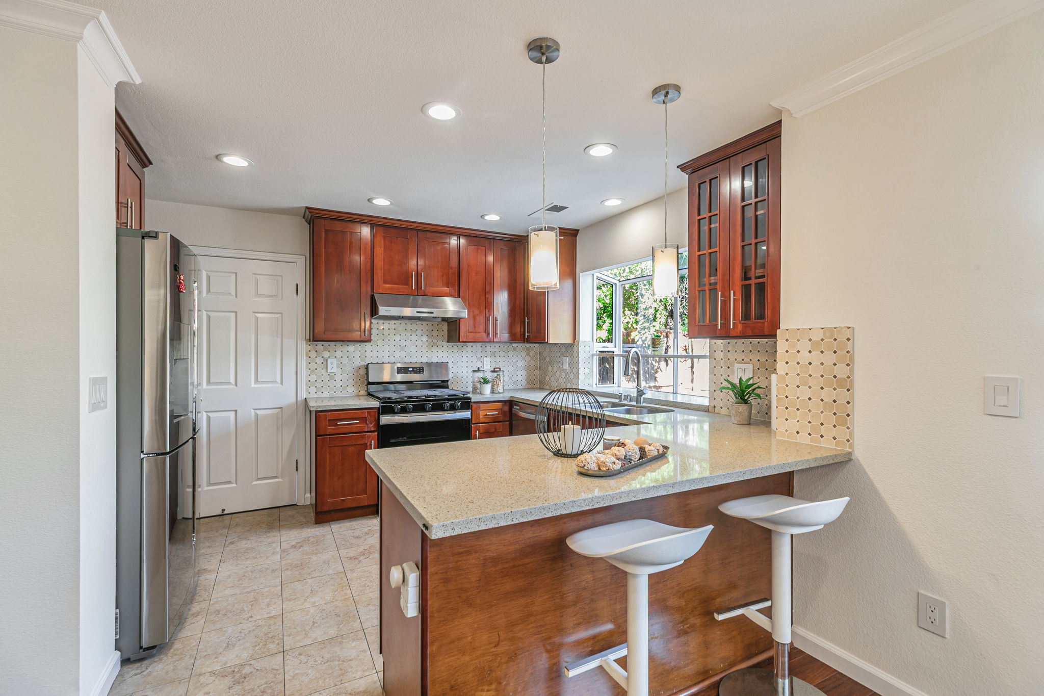 015_ 457 Calistoga Cir