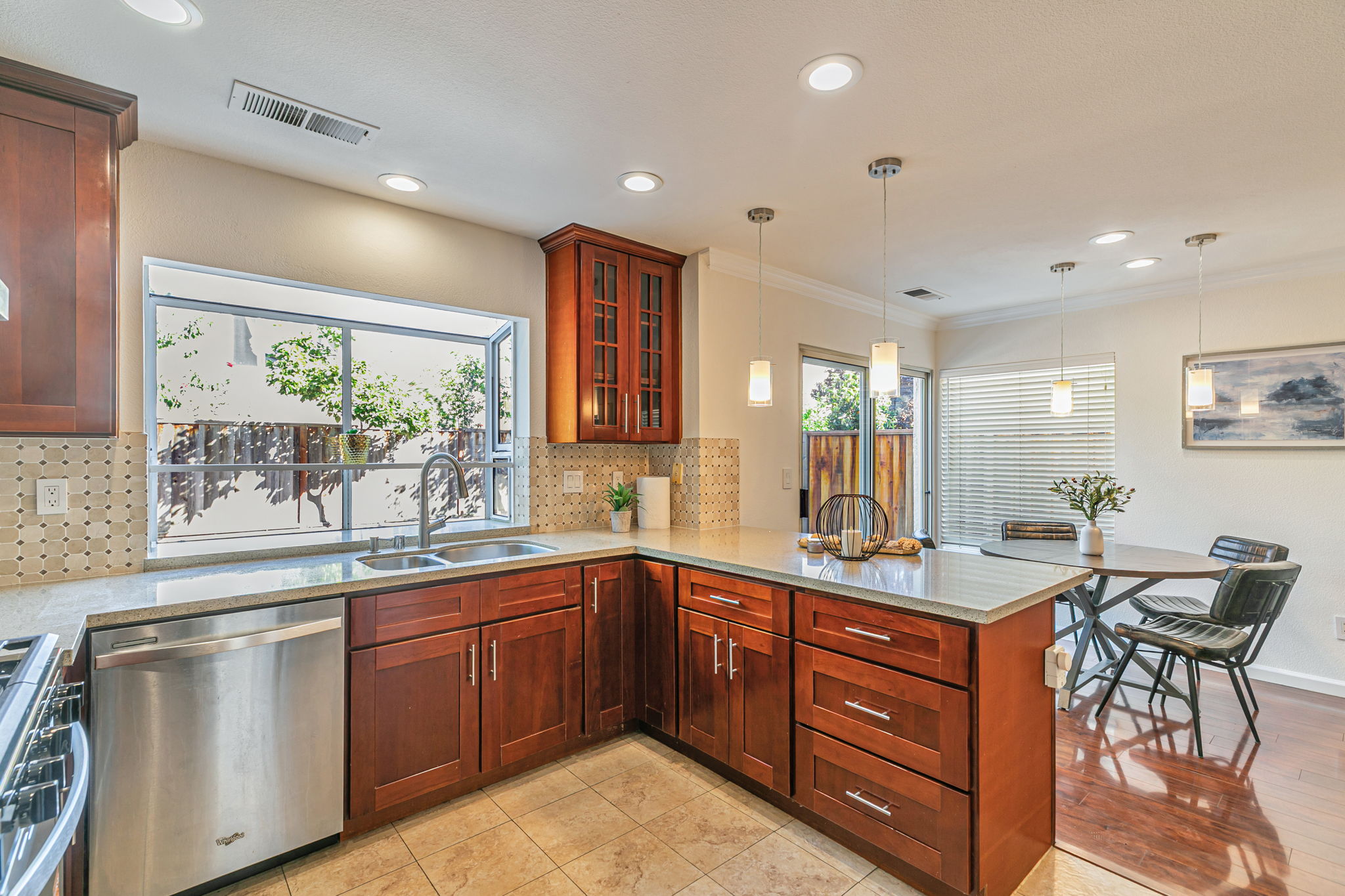 017_ 457 Calistoga Cir