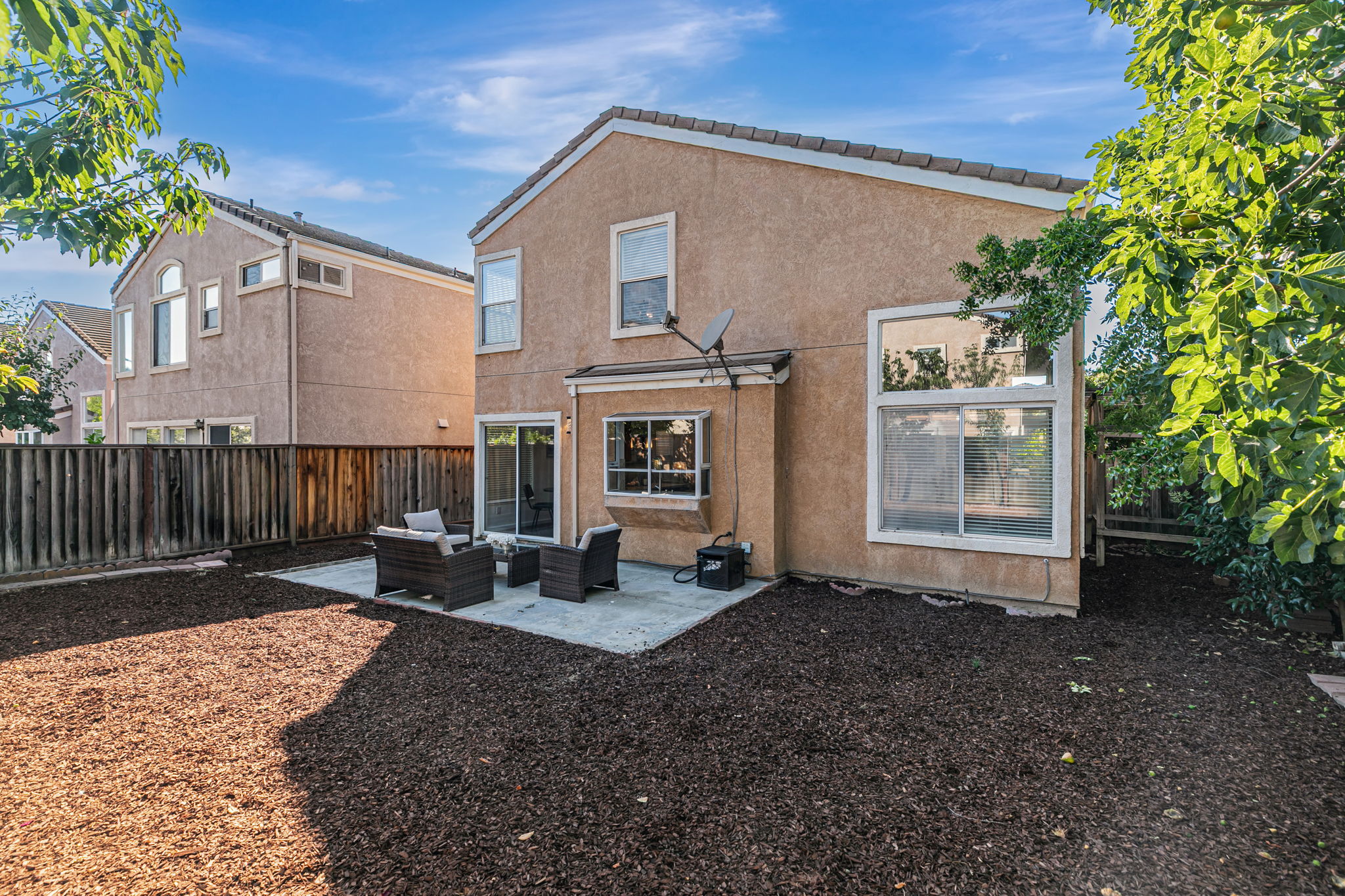036_ 457 Calistoga Cir