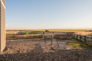  Photo 37