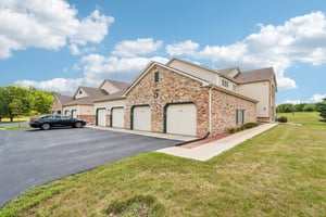 S 124th St-S0408-001.jpg