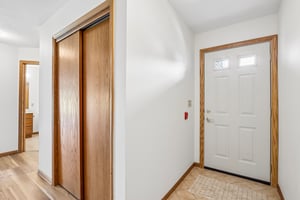 S 124th St-S0408-003.jpg