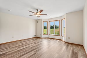 S 124th St-S0408-019.jpg