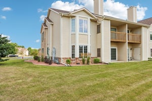 S 124th St-S0408-036.jpg