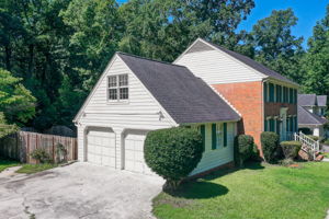 2 Aerial Ext Side + Front w Garage Detail