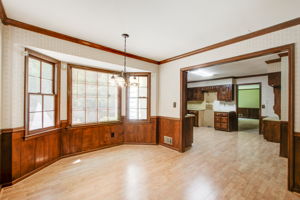 19 Breakfast Area w Kitchen + LR