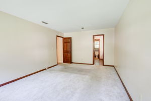 24 Main BR B w En Suite View