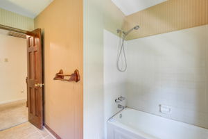 31 Full Bath B