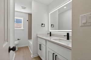  Photo 23