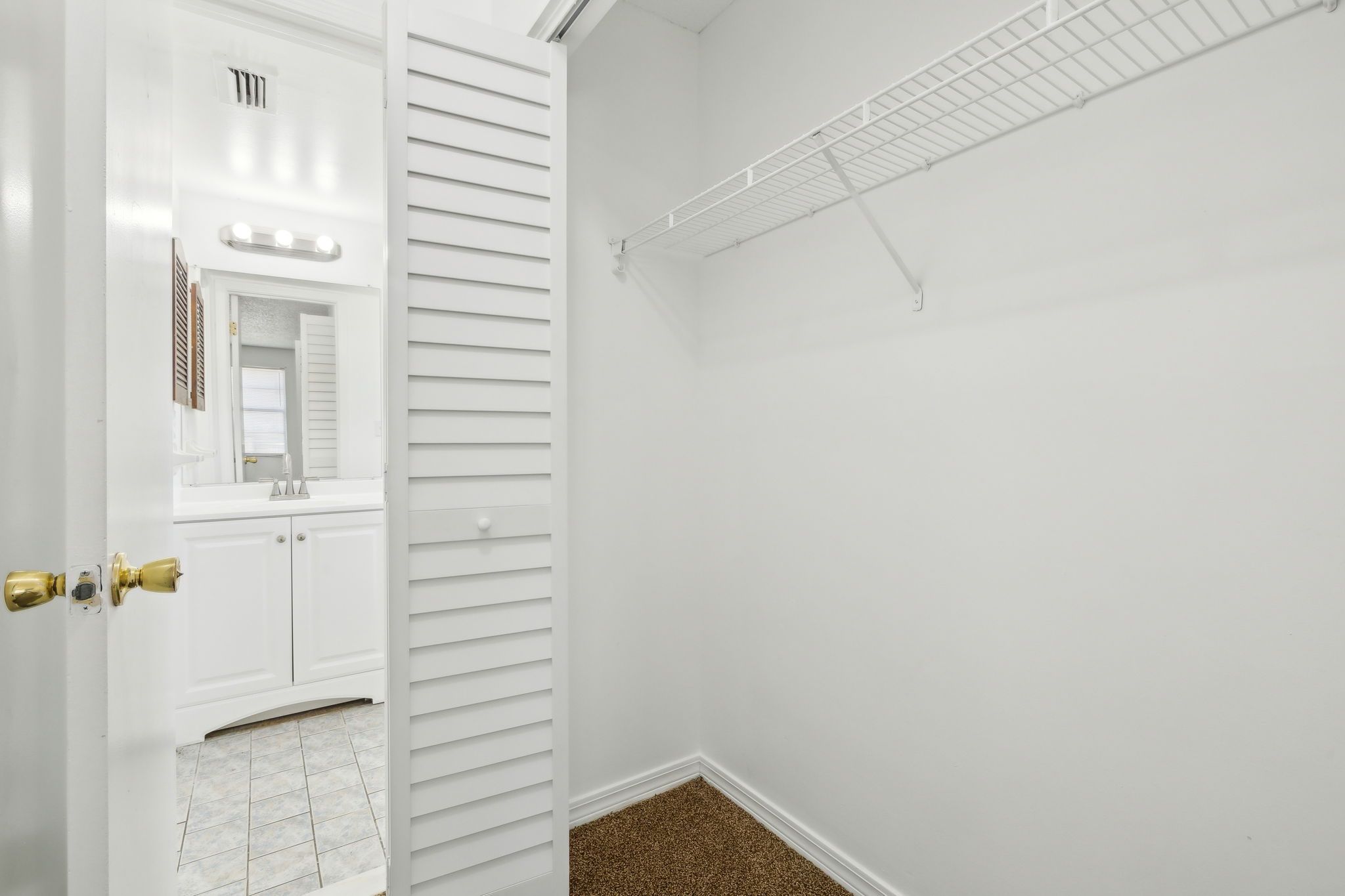 Primary Bedroom Closet
