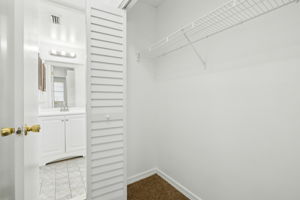 Primary Bedroom Closet