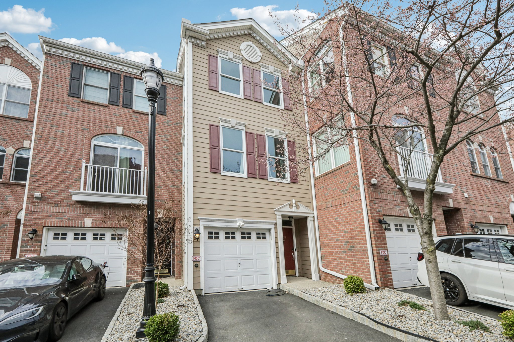 Buffalo Ct-S0204-002.jpg