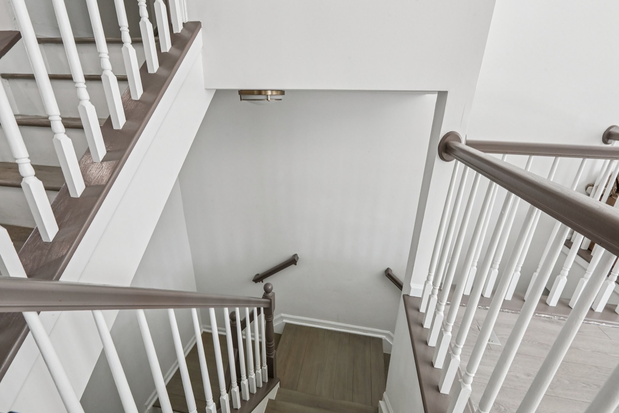 Buffalo Ct-S0204-010.jpg