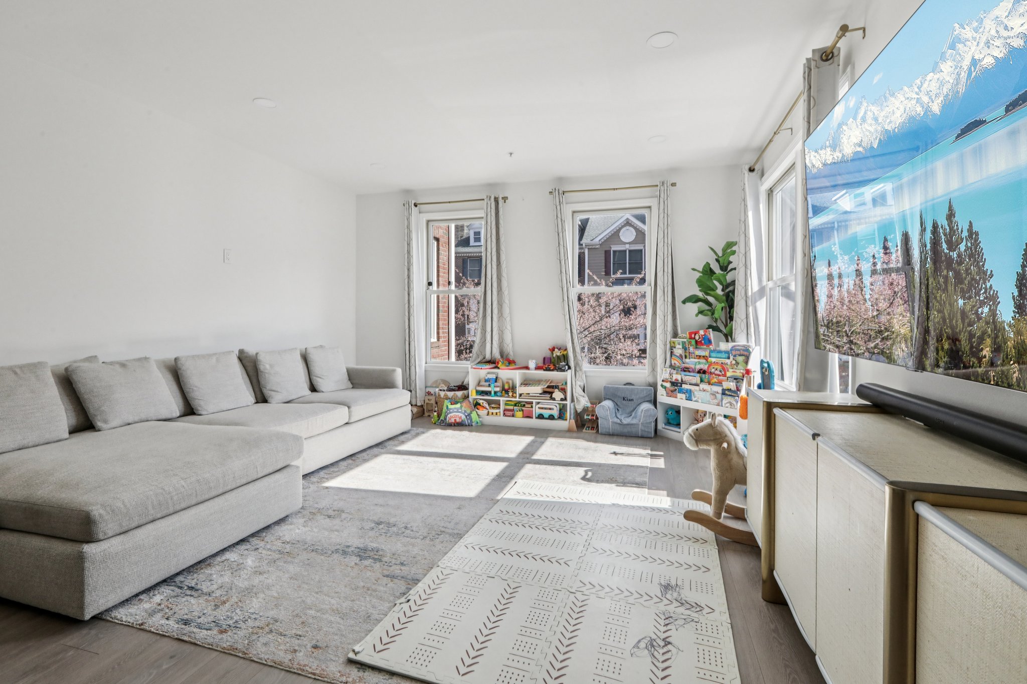 Buffalo Ct-S0204-014.jpg