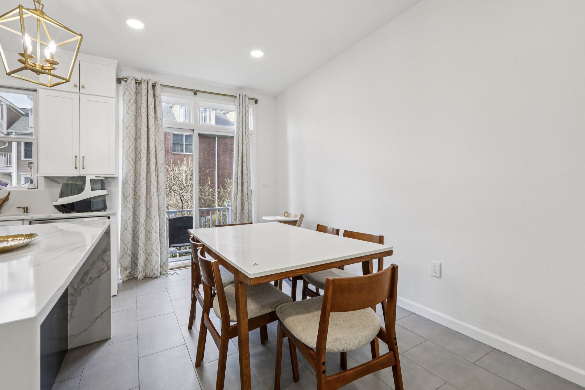 Buffalo Ct-S0204-019.jpg