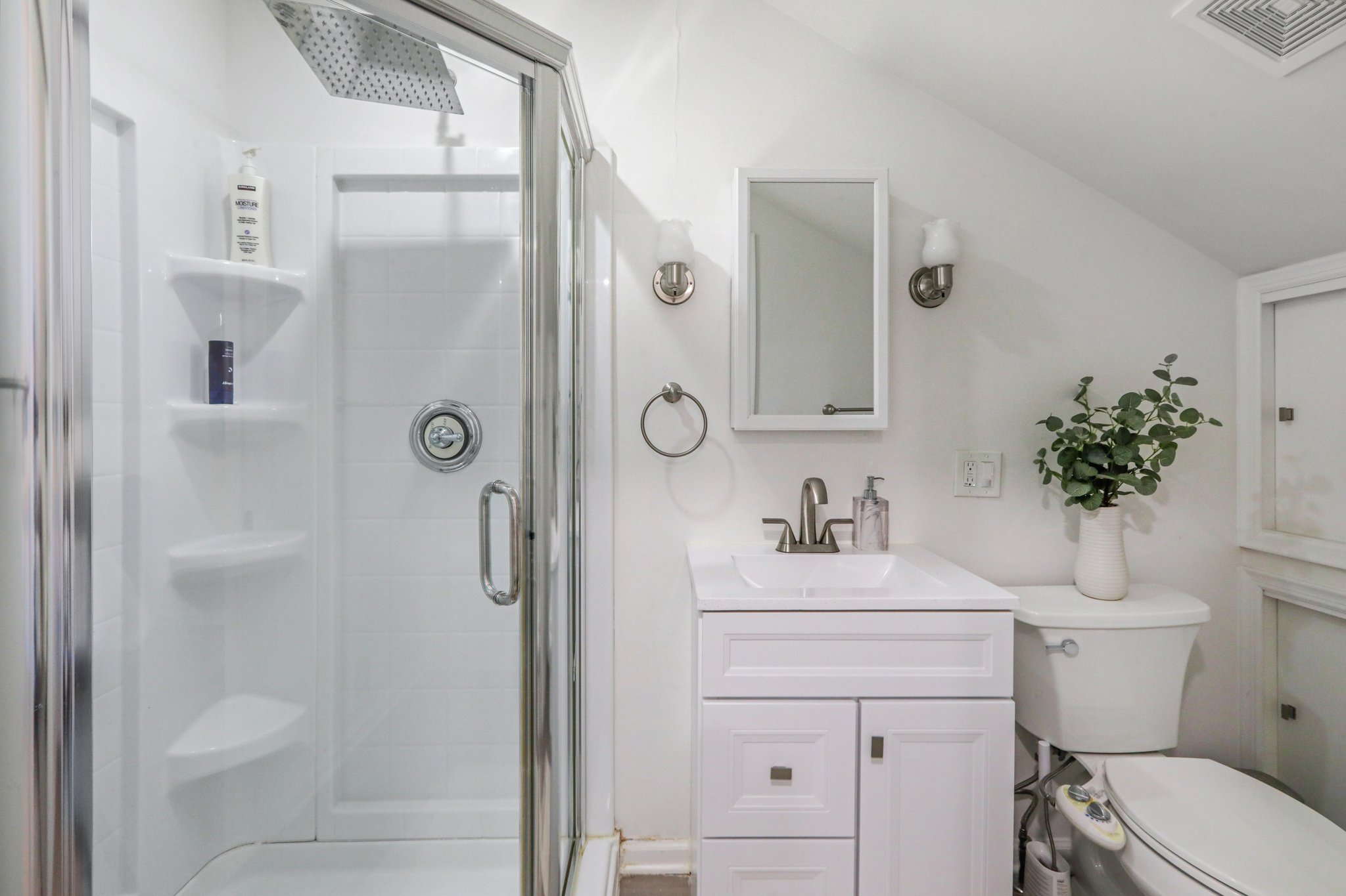 Buffalo Ct-S0204-057.jpg