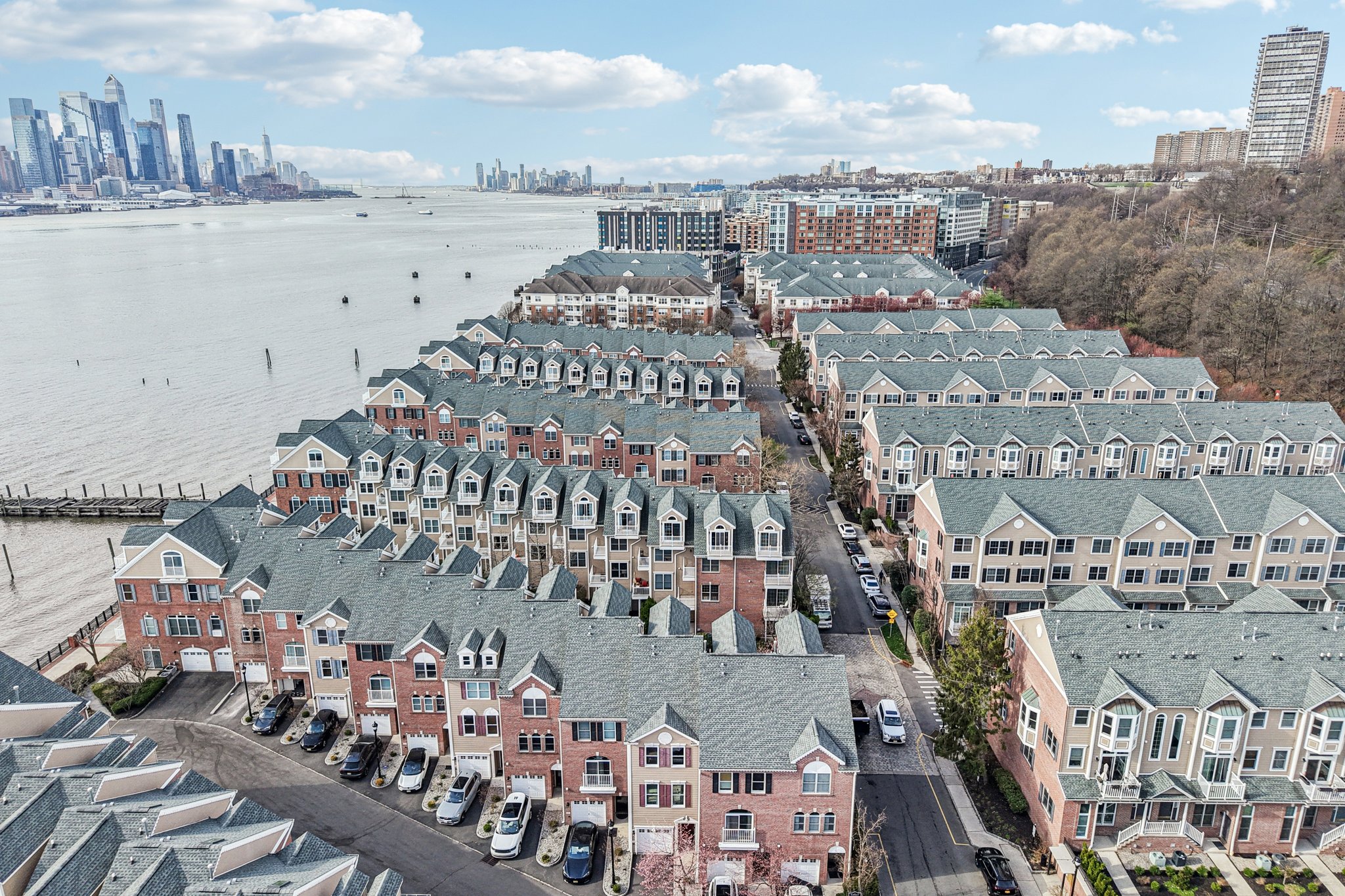 Buffalo Ct-S0204-074.jpg