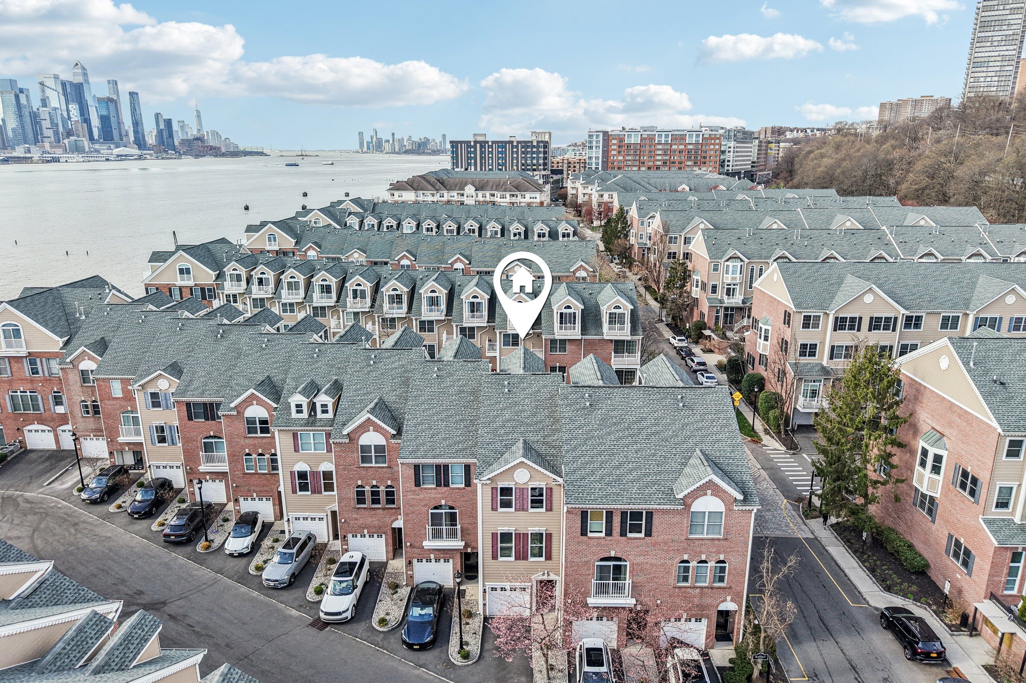 Buffalo Ct-S0204-076.jpg