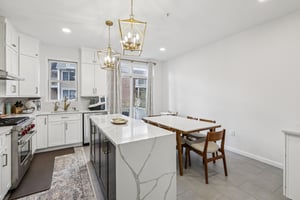 Buffalo Ct-S0204-026.jpg