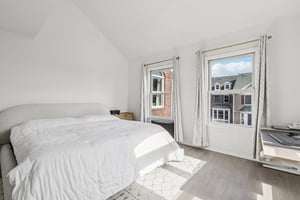 Buffalo Ct-S0204-038.jpg