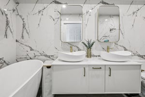 Buffalo Ct-S0204-044.jpg