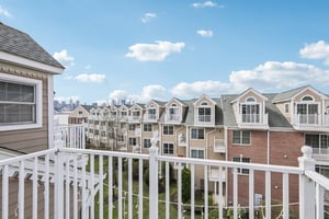 Buffalo Ct-S0204-066.jpg