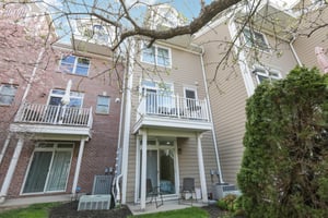 Buffalo Ct-S0204-071.jpg