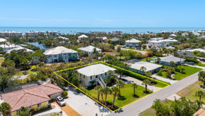 Aerial Front Exterior 4 - lot line