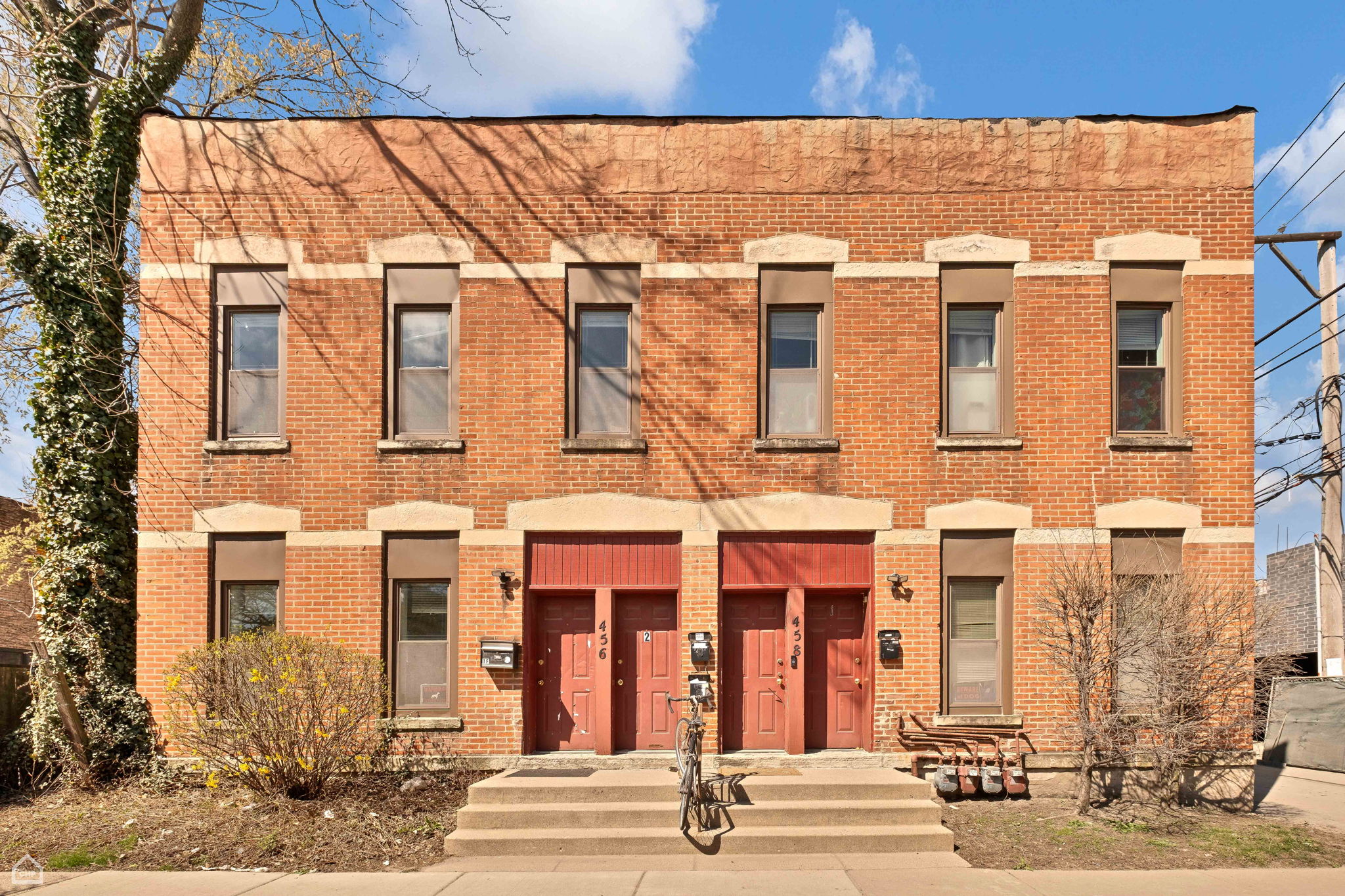 458 N Paulina St_003