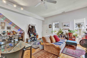 458 N Paulina St_011