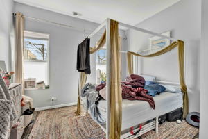 458 N Paulina St_022