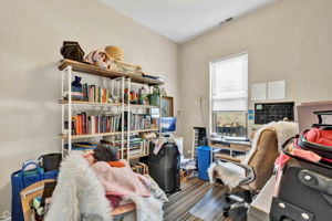 458 N Paulina St_024