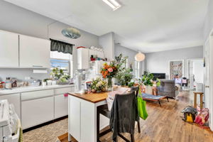 458 N Paulina St_025