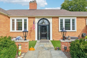 Pinewoods Dr-S1010-002.jpg