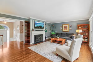 Pinewoods Dr-S1010-011.jpg