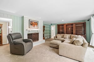 Pinewoods Dr-S1010-039.jpg